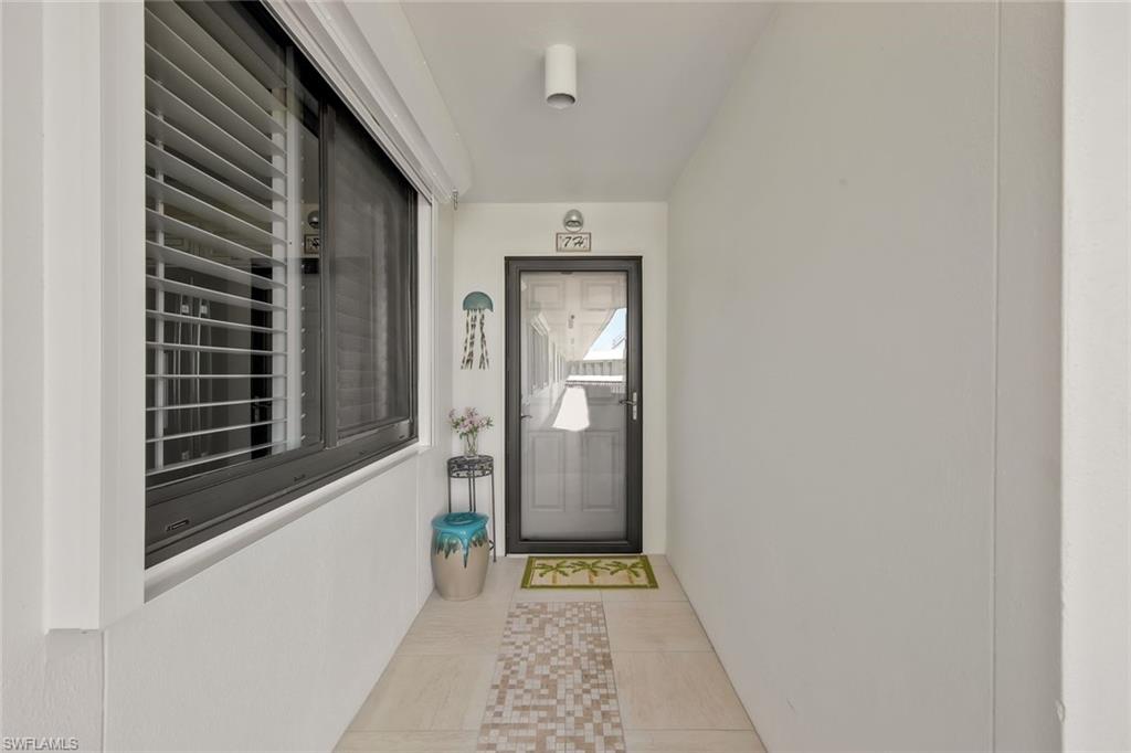 THE PALMS OF BAY BEACH - Residential