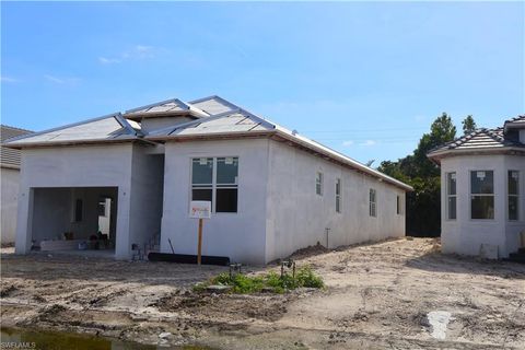 A home in NAPLES