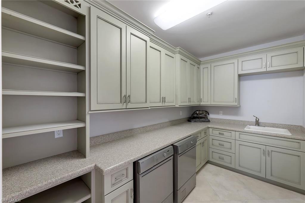 OLDE NAPLES SEAPORT - Residential