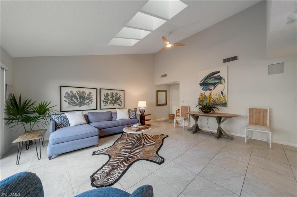 PELICAN RIDGE - Residential Lease