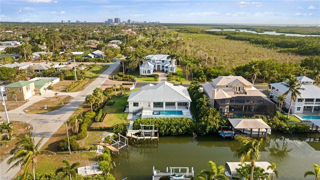 DOLPHIN COVE - Residential