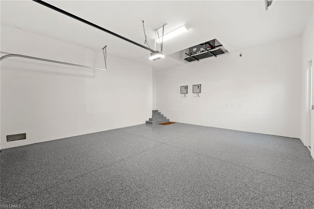 DOLPHIN COVE - Residential