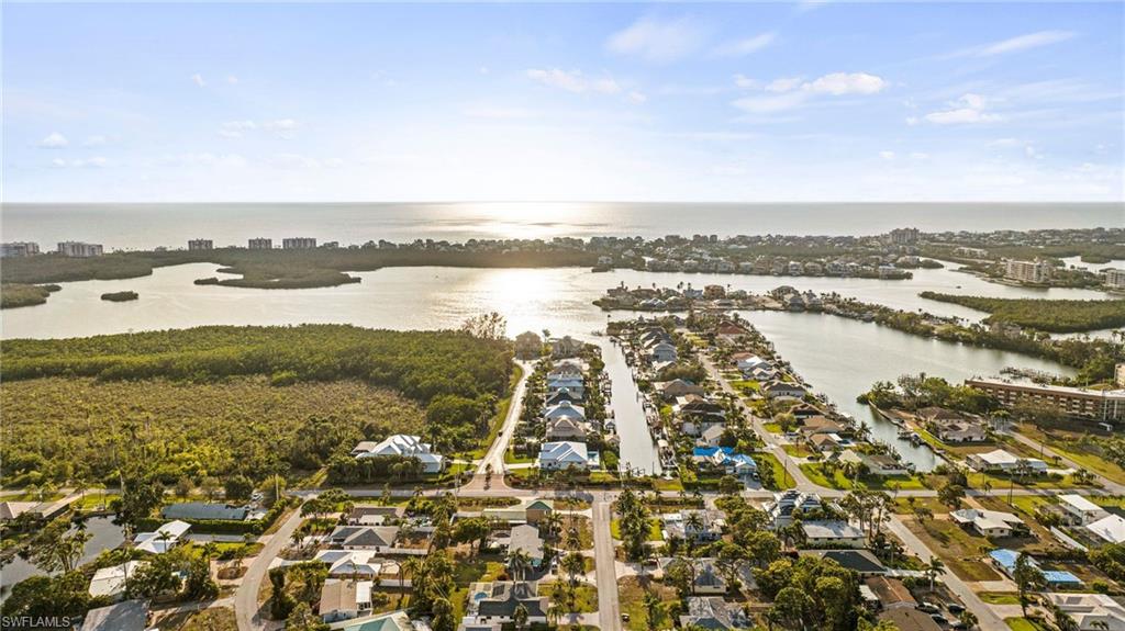 DOLPHIN COVE - Residential