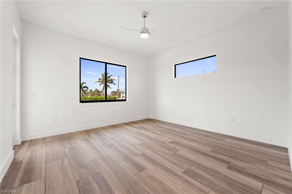 DOLPHIN COVE - Residential