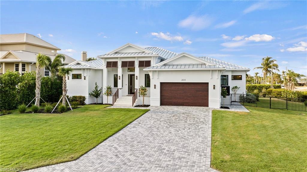 DOLPHIN COVE - Residential