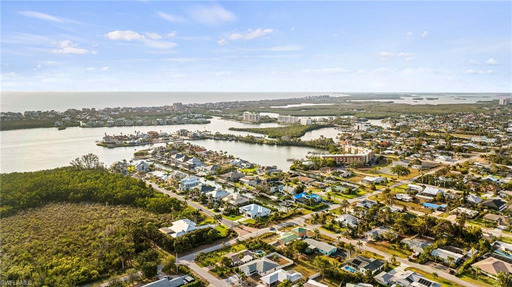 DOLPHIN COVE - Residential