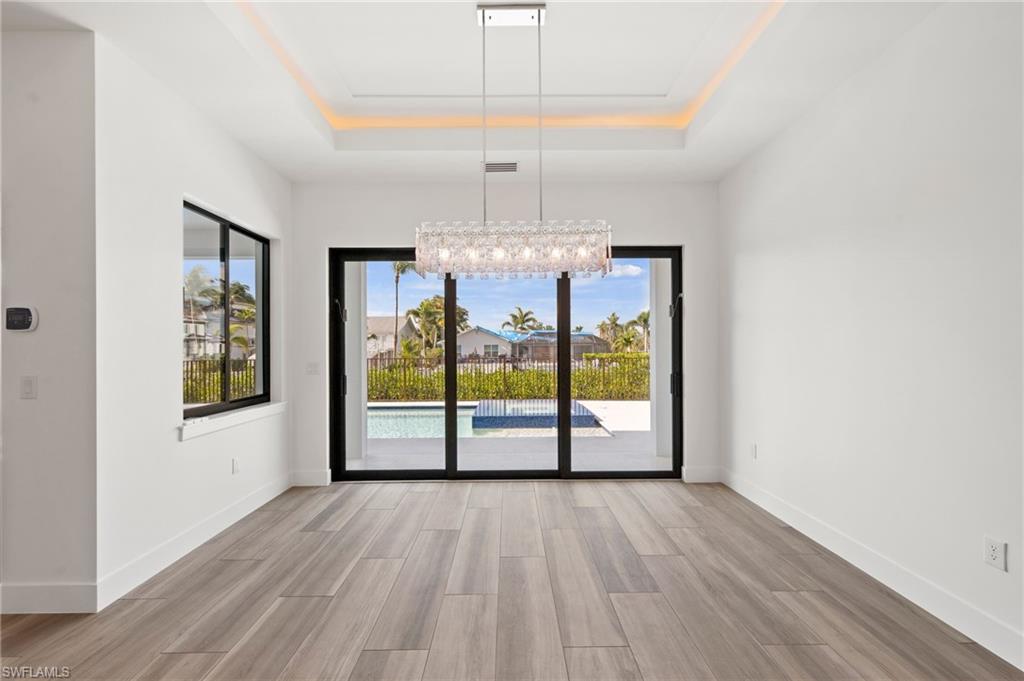 DOLPHIN COVE - Residential