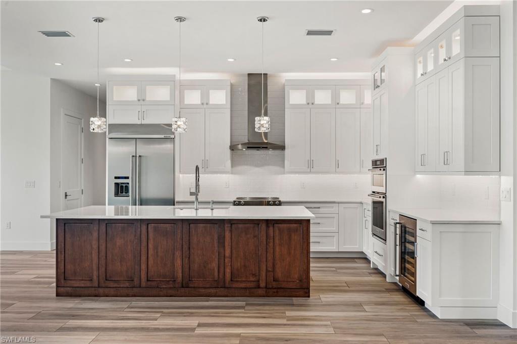 DOLPHIN COVE - Residential