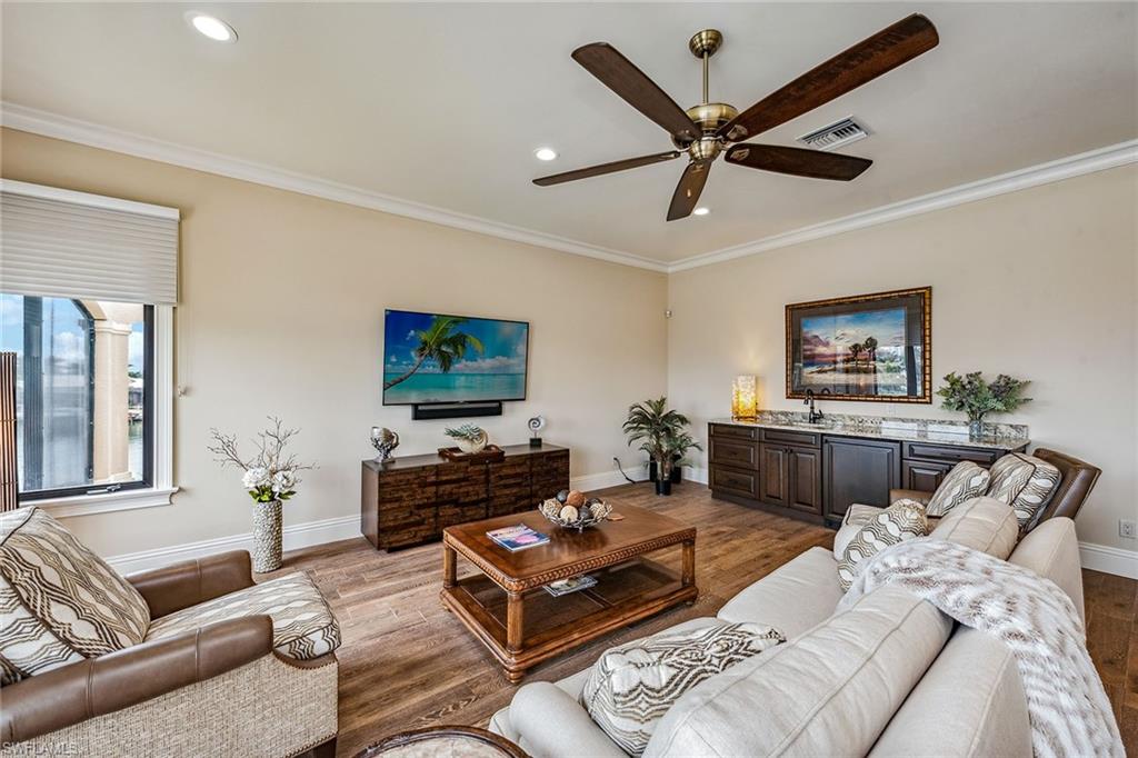 MARCO ISLAND - Residential