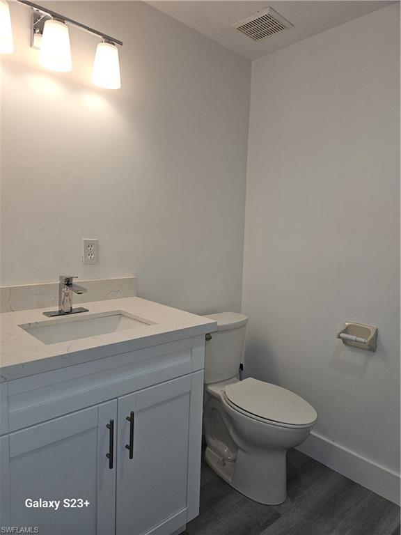 THE COVE AT SIX MILE - Residential Lease