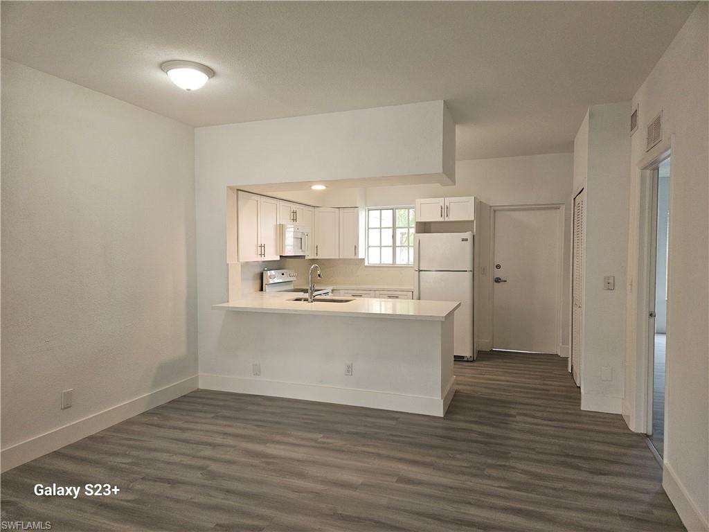 THE COVE AT SIX MILE - Residential Lease