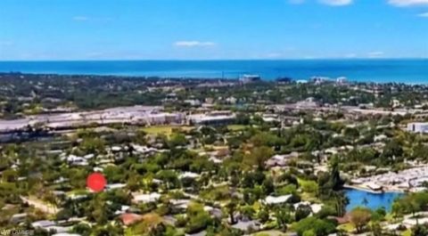 1260 26th AVE N NAPLES FL 34103