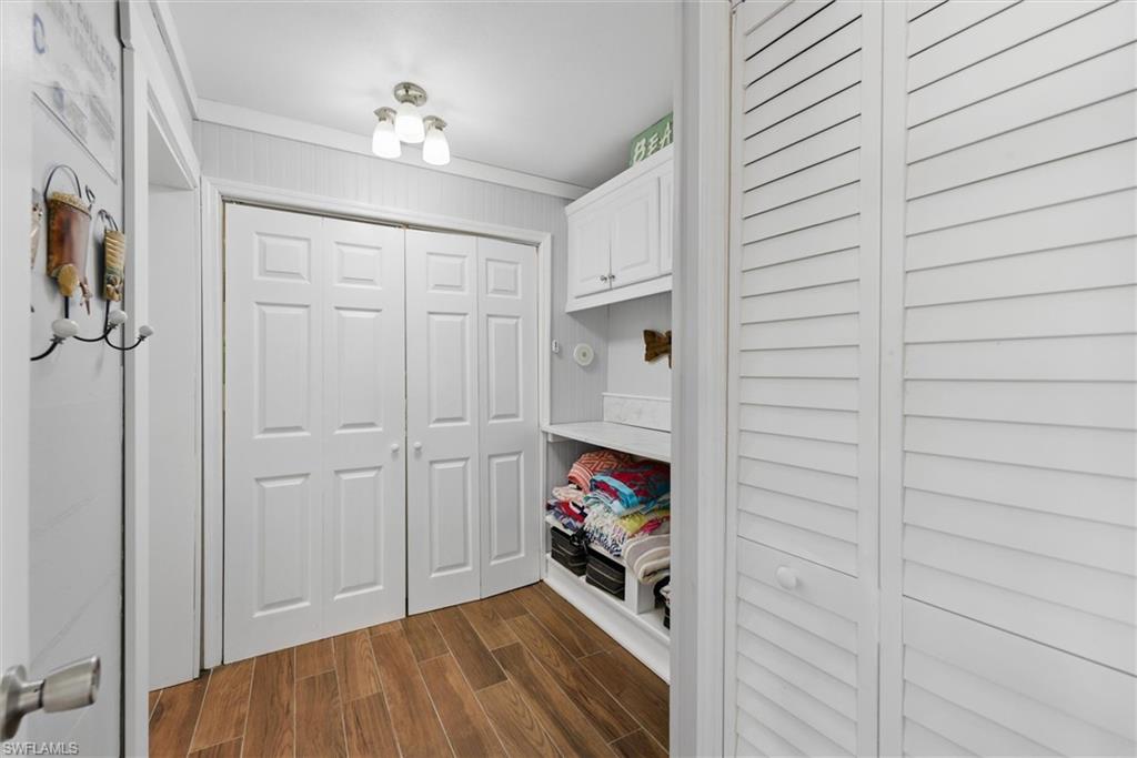 BROOKSIDE - Residential