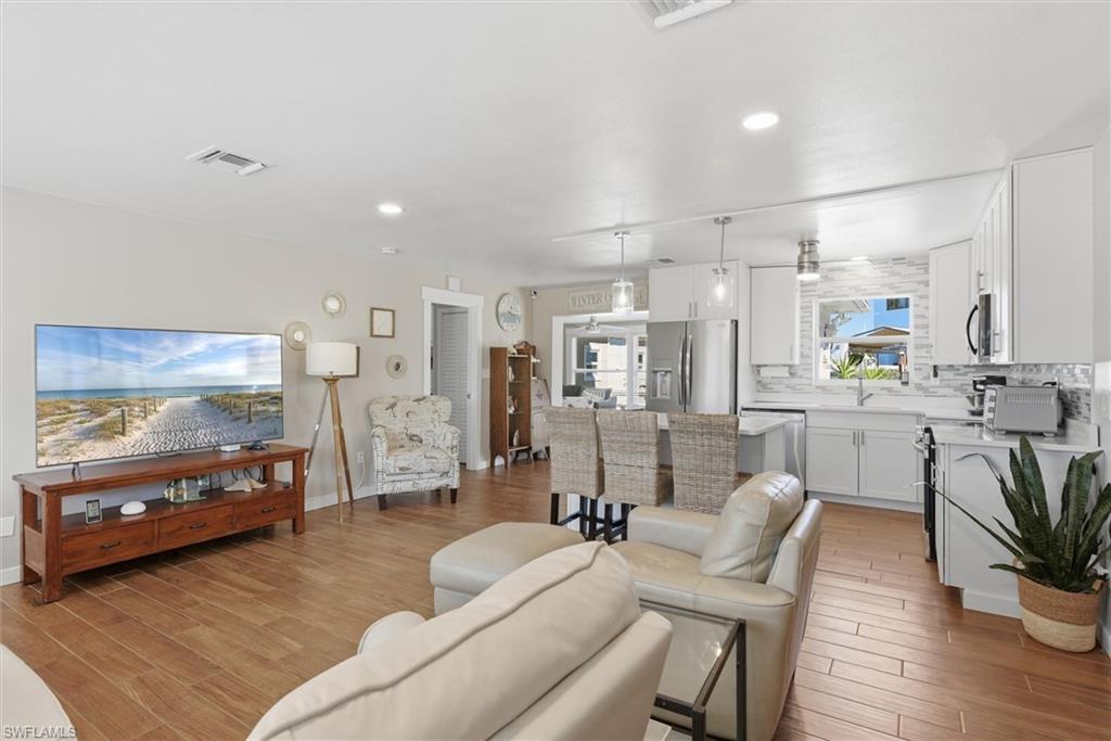 BROOKSIDE - Residential