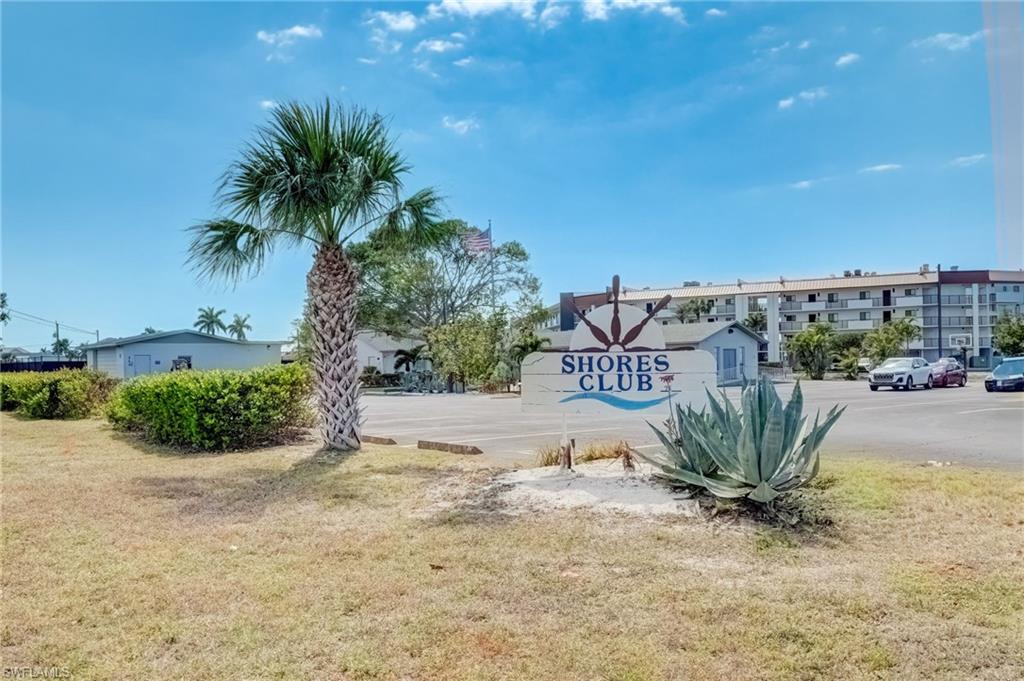 BONITA SHORES - Residential