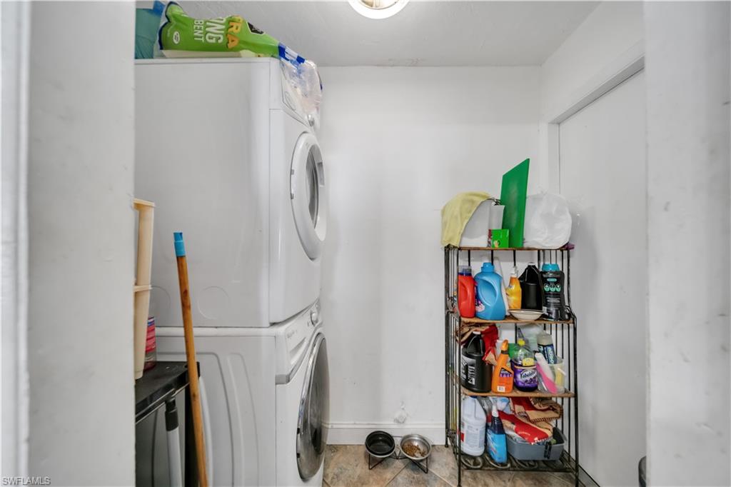 HOMESTEAD PARK - Residential