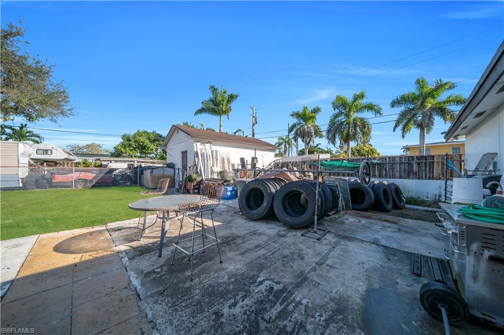 HOMESTEAD PARK - Residential