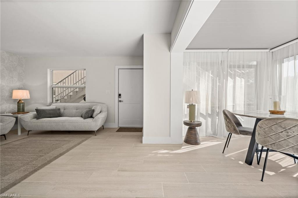 ROYAL BAY VILLAS - Residential