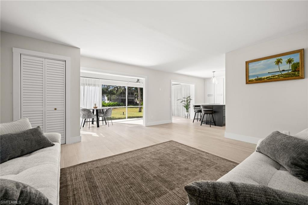 ROYAL BAY VILLAS - Residential