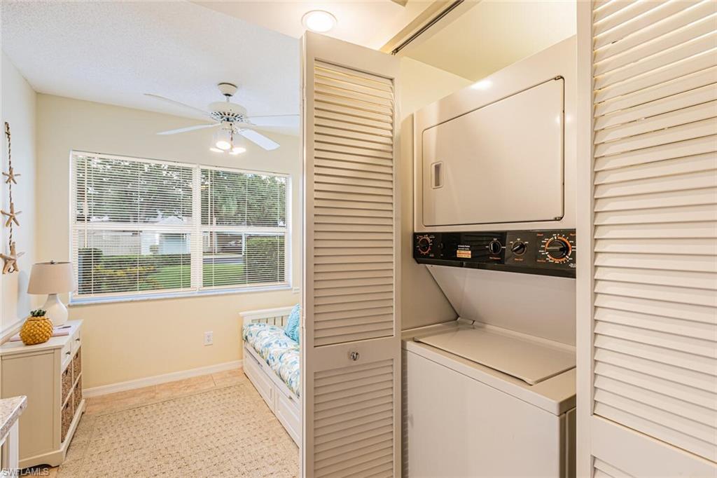 PIPERS POINTE - Residential