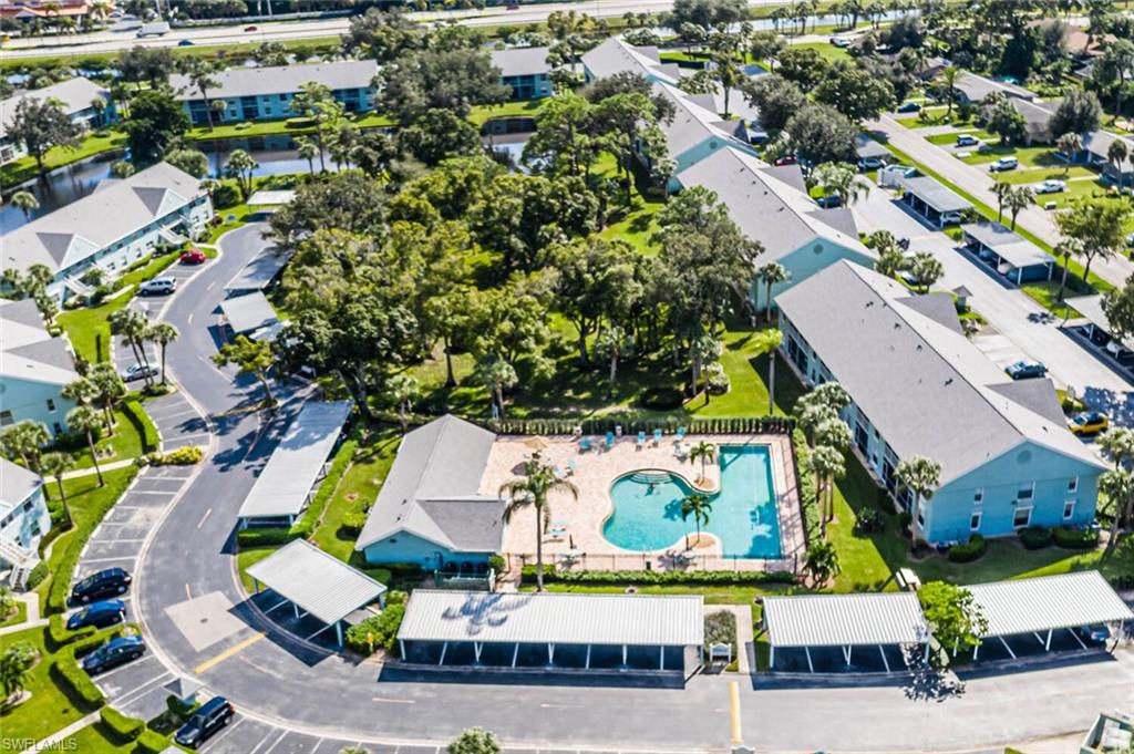 PIPERS POINTE - Residential