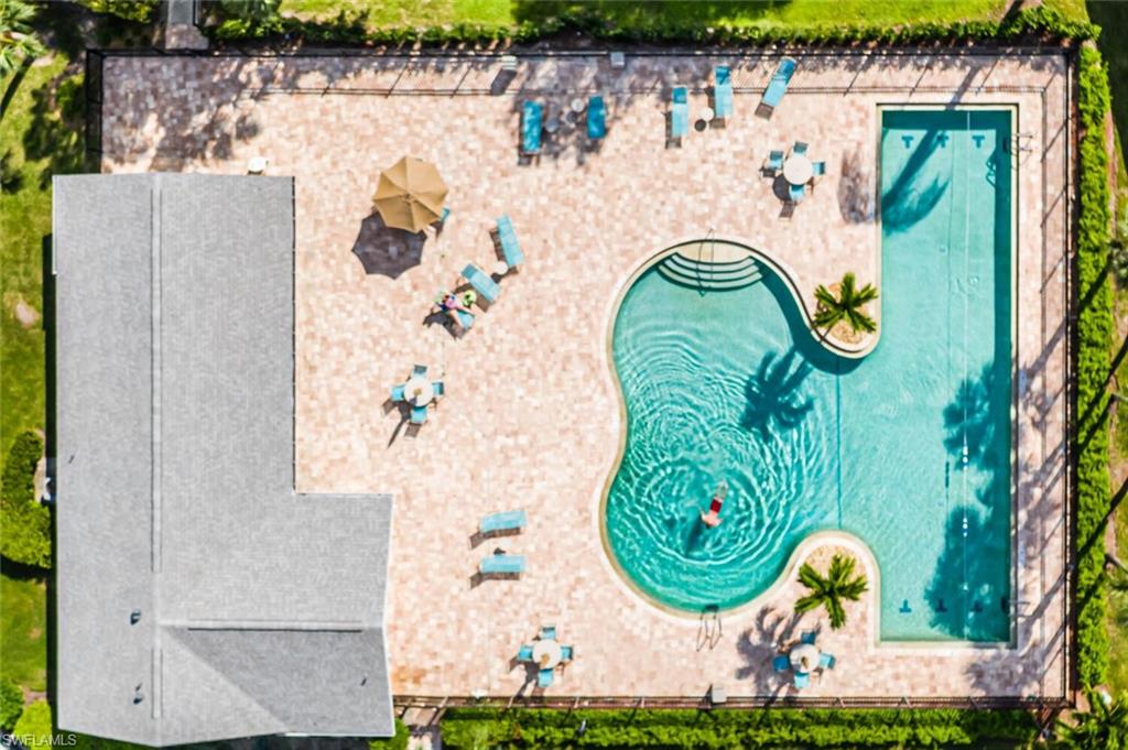 PIPERS POINTE - Residential