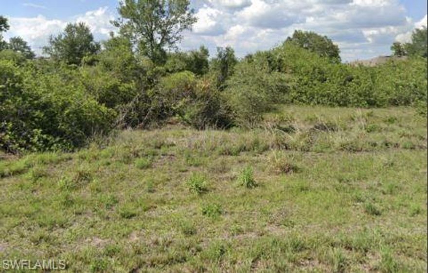 .25 acre. Build your dream home and/or investment (MF or SF) Many residential developers are buying near this subject property.