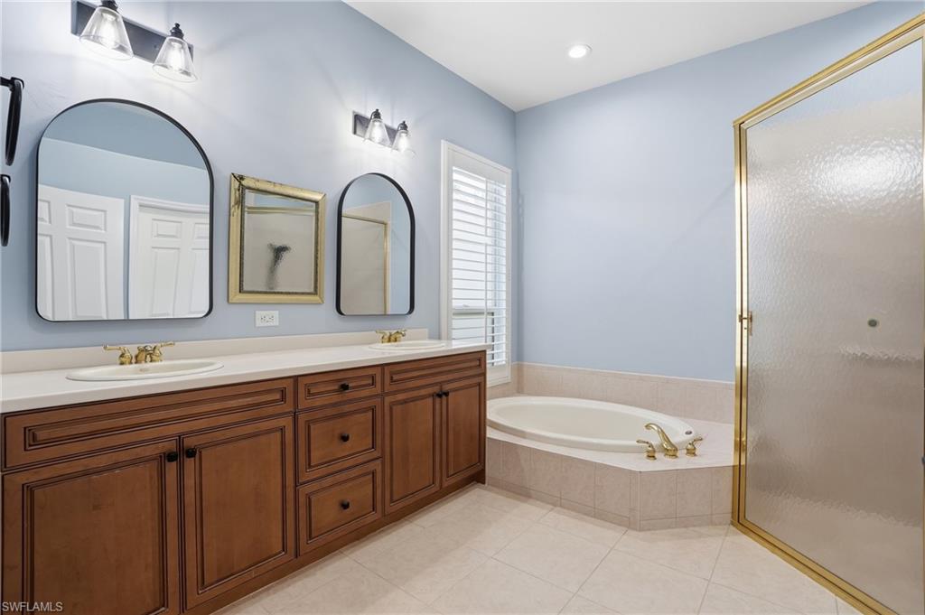 THE LINKS - Residential