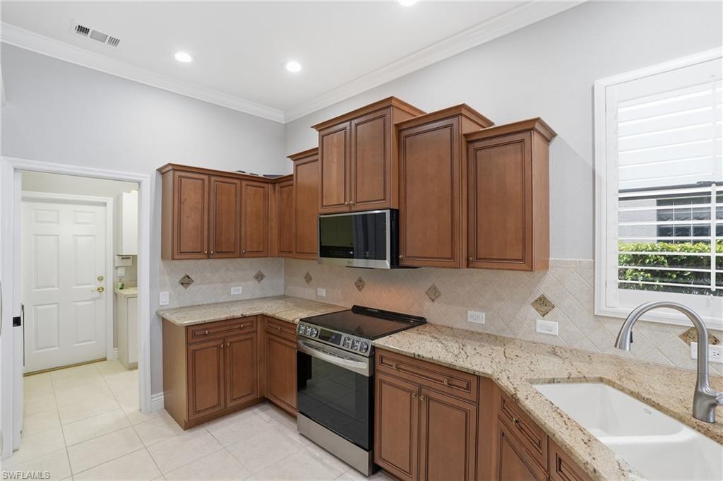 THE LINKS - Residential