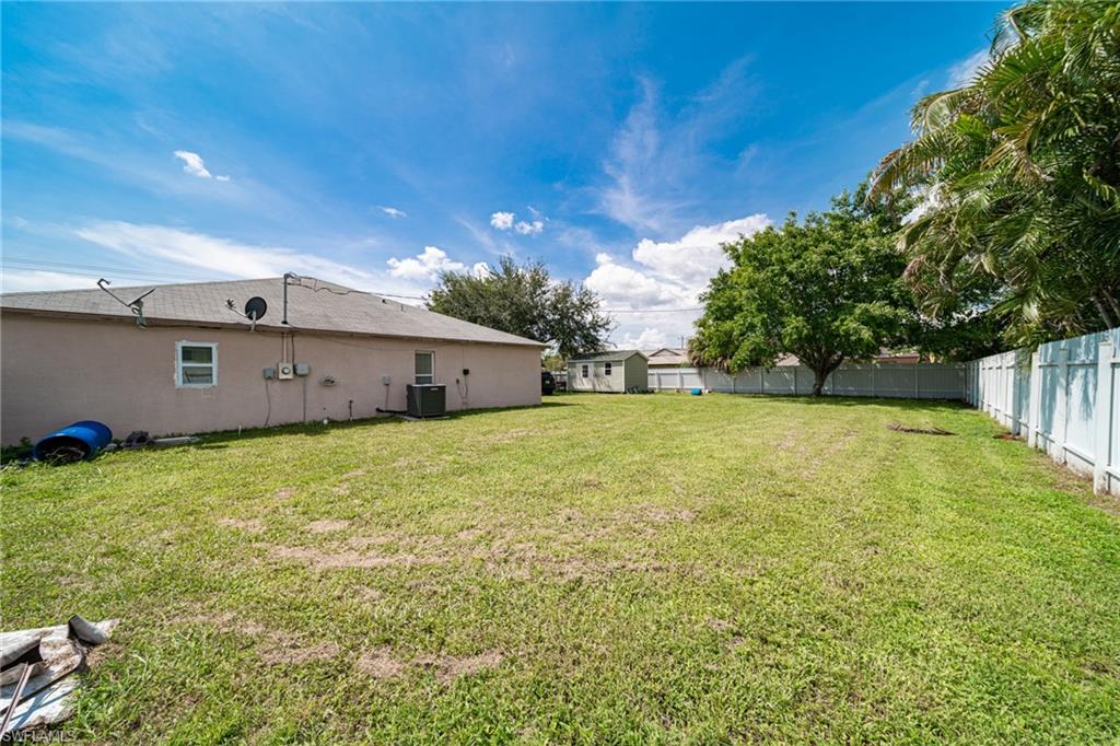 CAPE CORAL - Residential