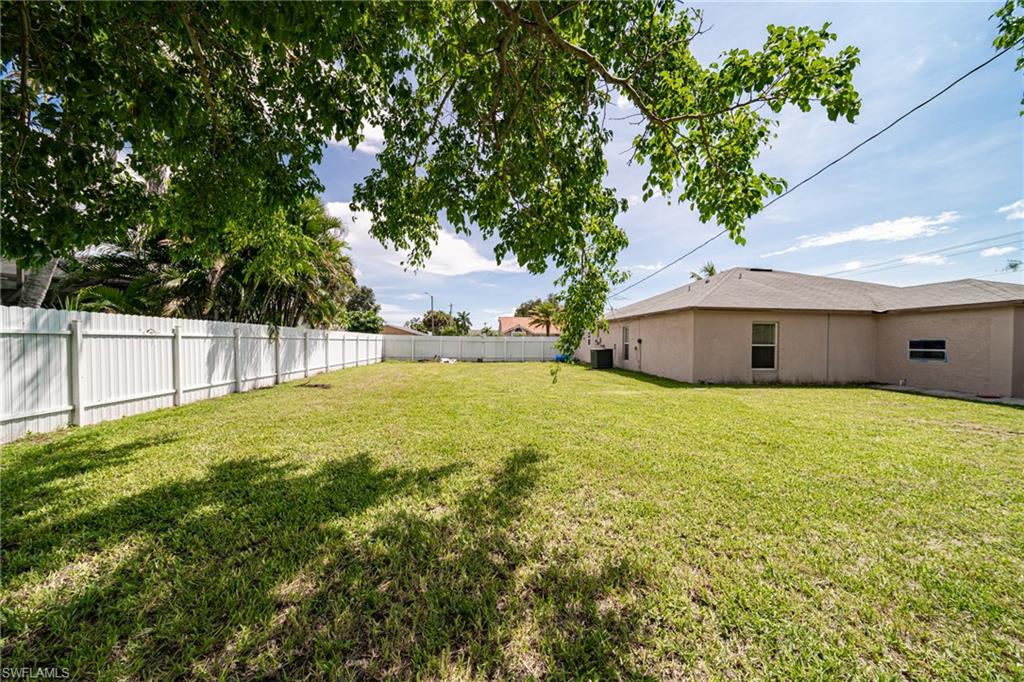 CAPE CORAL - Residential