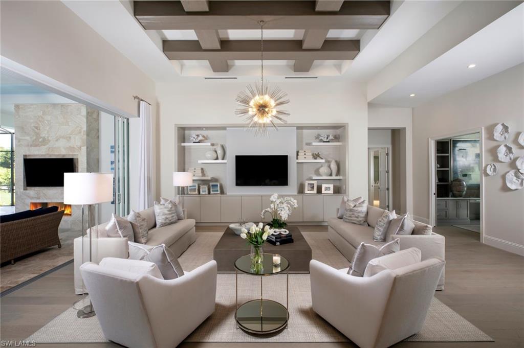 PINE RIDGE - Residential