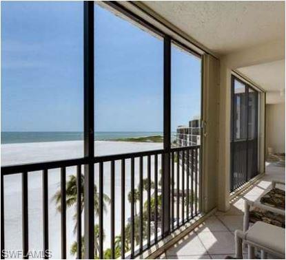 CARLOS POINTE - Residential