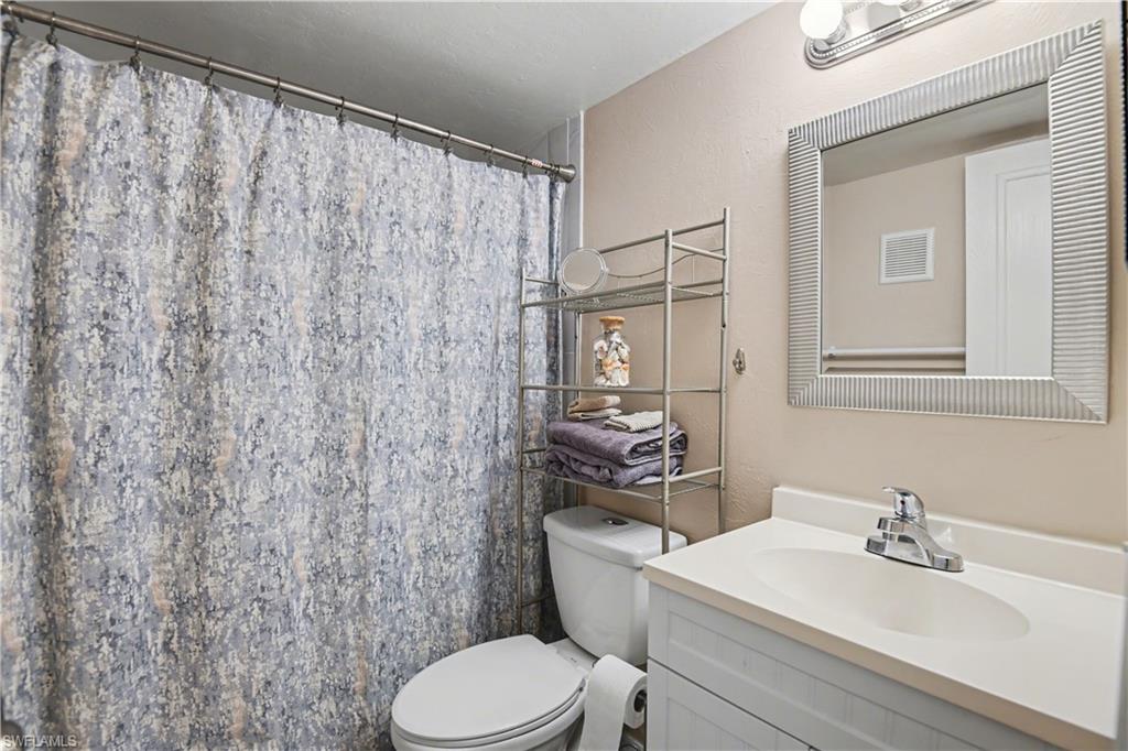 PINEWOOD SOUTH CONDO - Residential