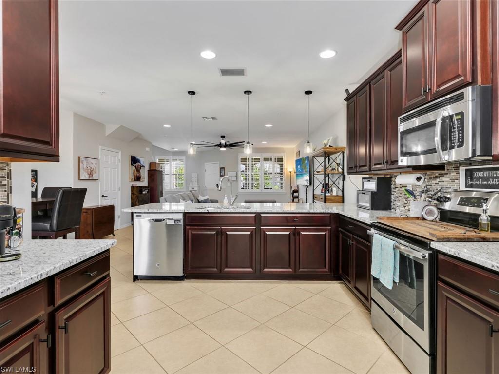 MIRASOL AT COCONUT POINT - Residential