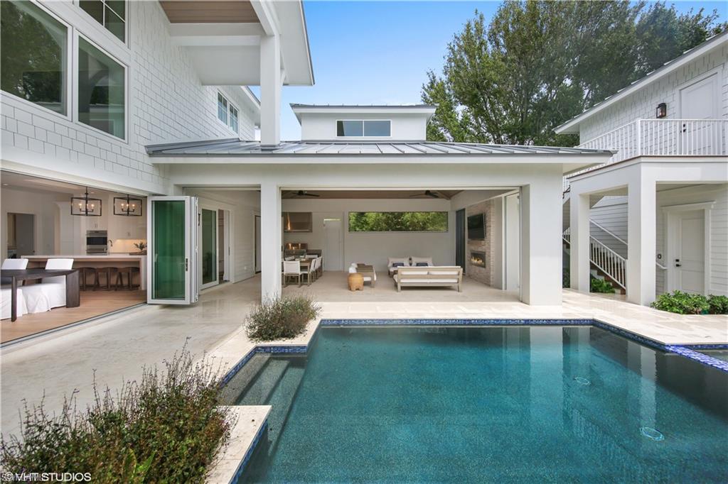 OLDE NAPLES - Residential