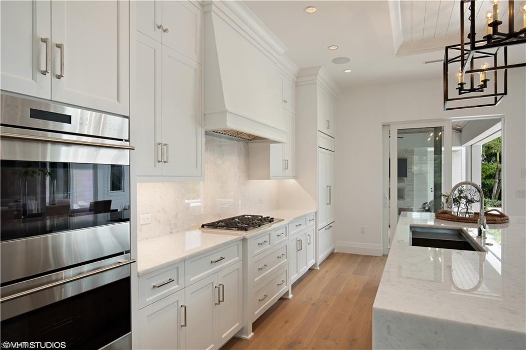 OLDE NAPLES - Residential