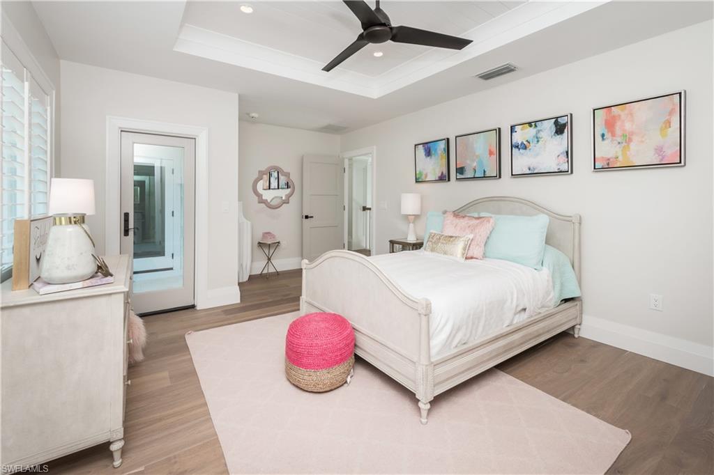 OLDE NAPLES - Residential