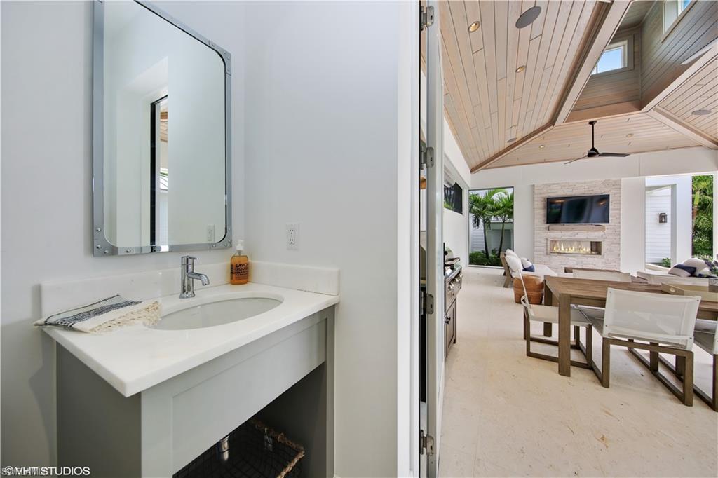 OLDE NAPLES - Residential