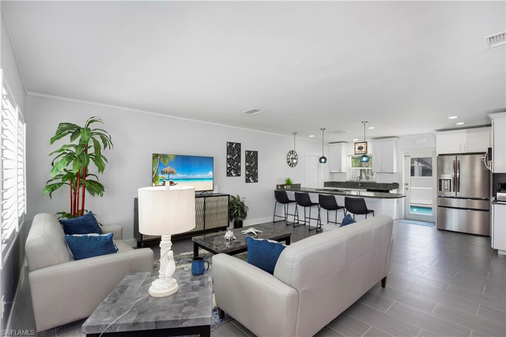 BEACH ESTATES - Residential