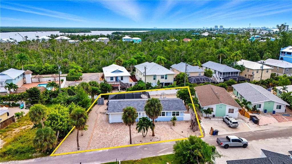 BEACH ESTATES - Residential