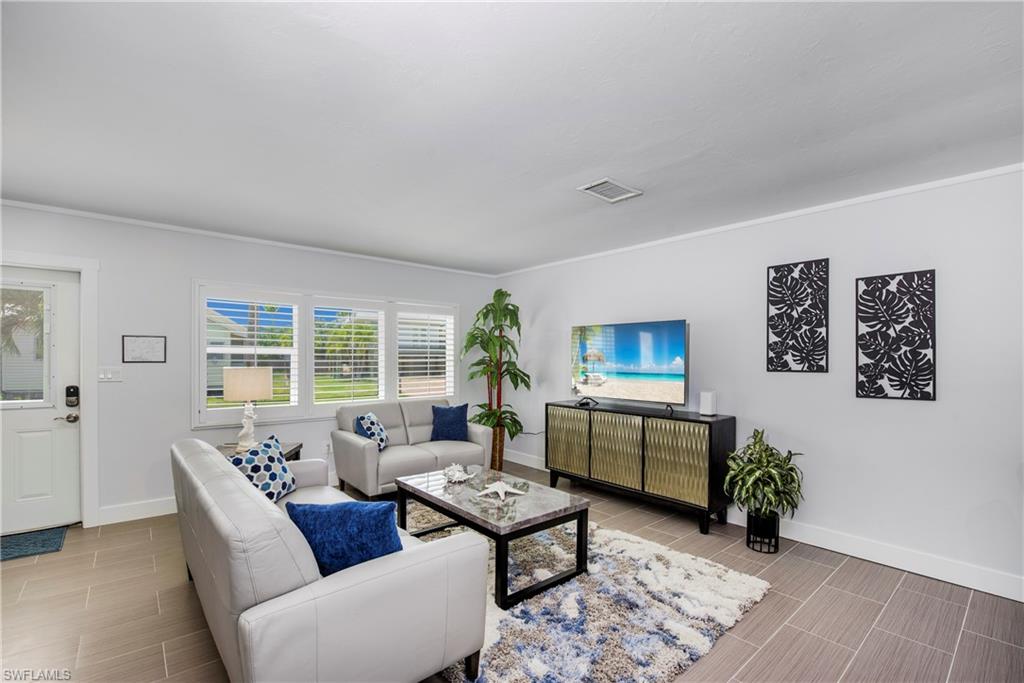 BEACH ESTATES - Residential