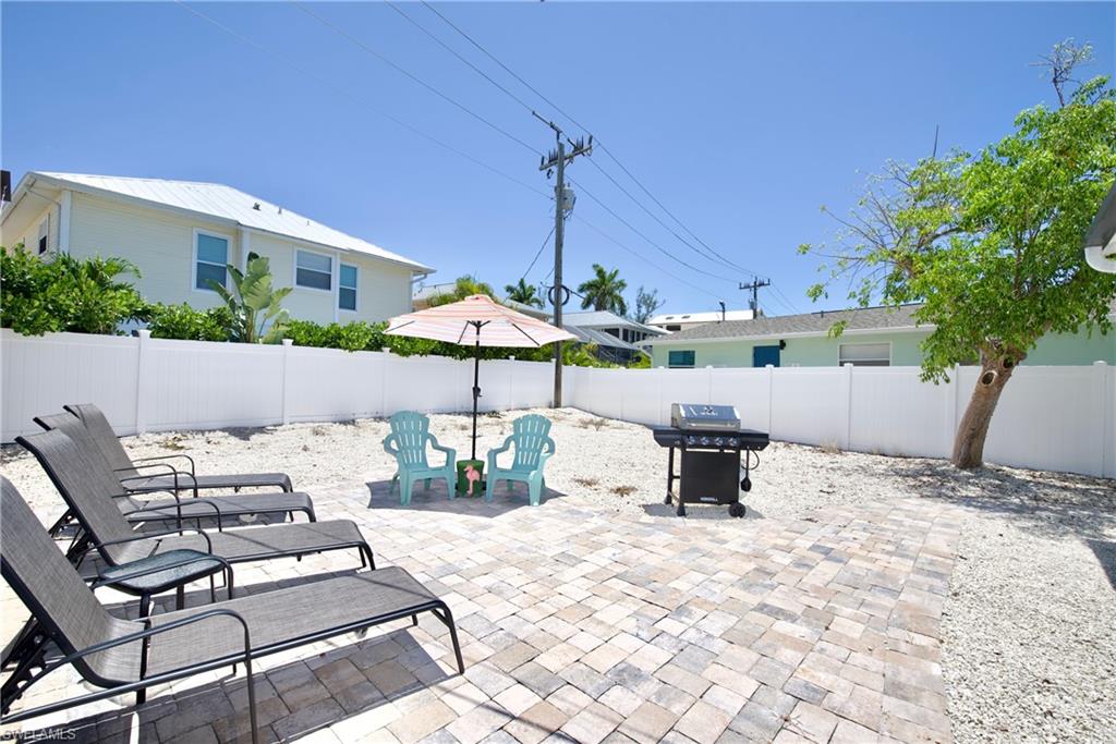 BEACH ESTATES - Residential