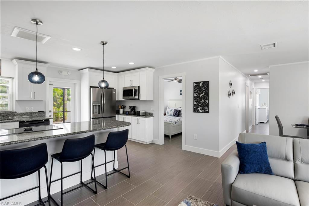 BEACH ESTATES - Residential