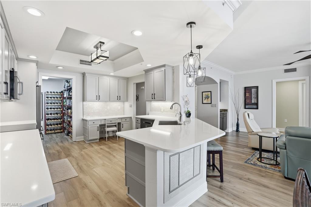 HIGH POINT PLACE - Residential