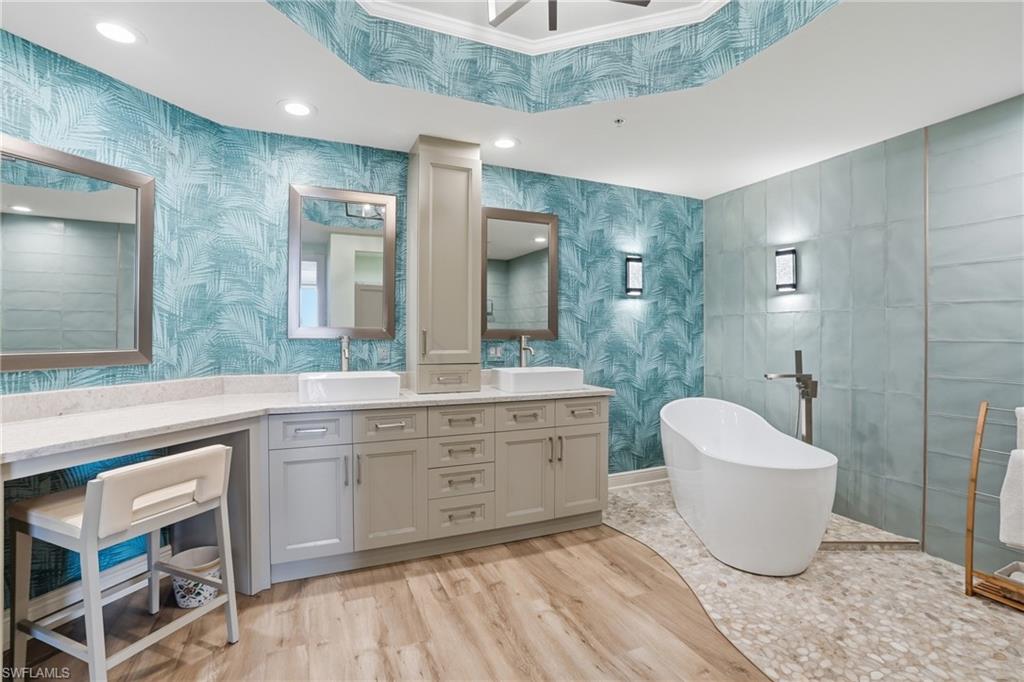 HIGH POINT PLACE - Residential