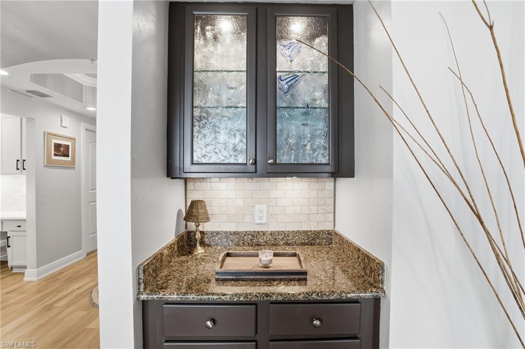 HIGH POINT PLACE - Residential