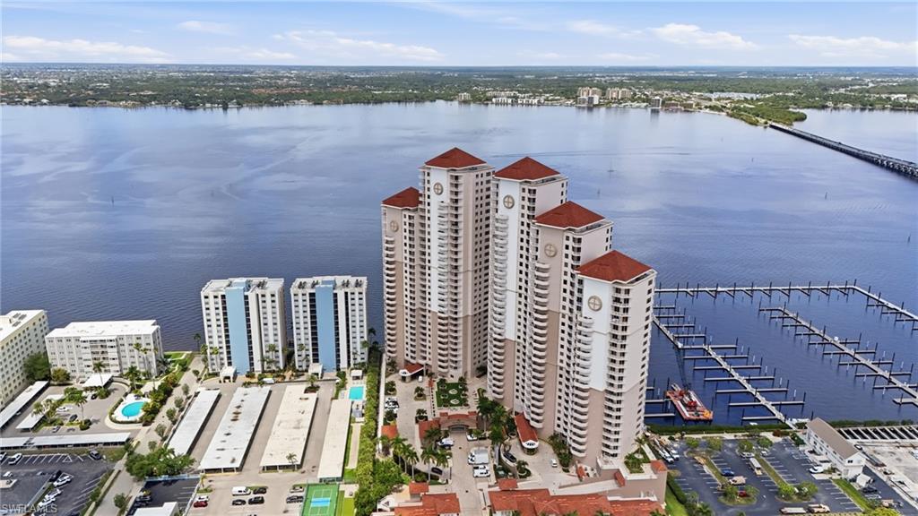 HIGH POINT PLACE - Residential