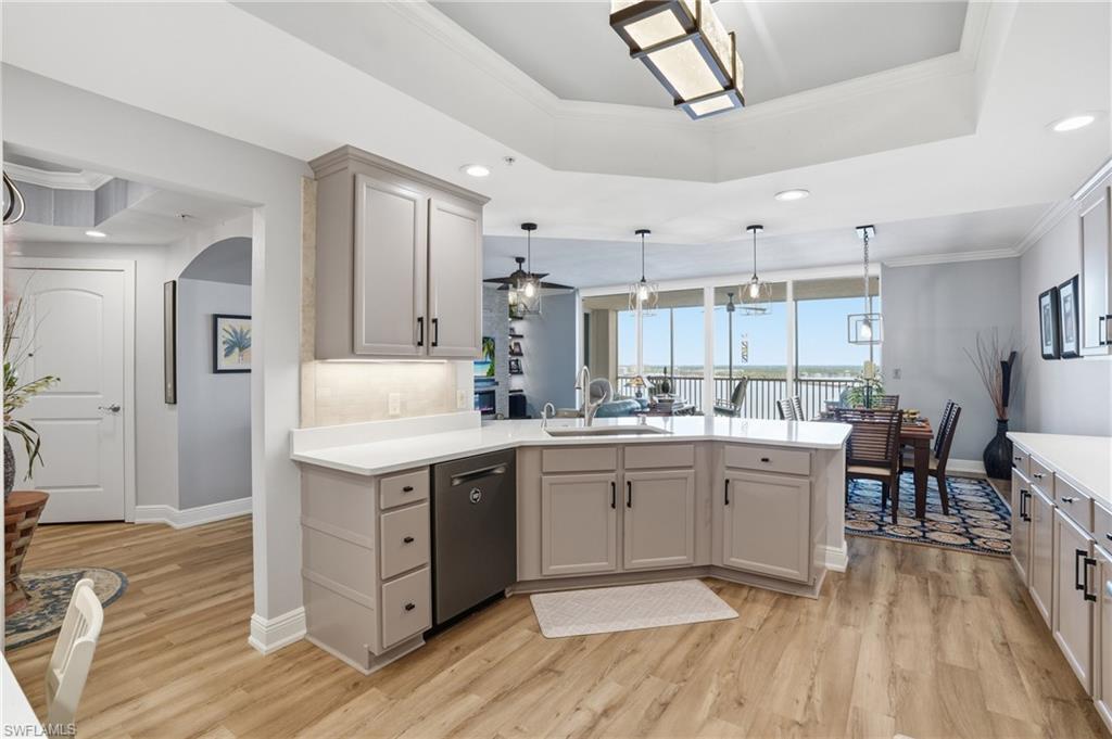 HIGH POINT PLACE - Residential