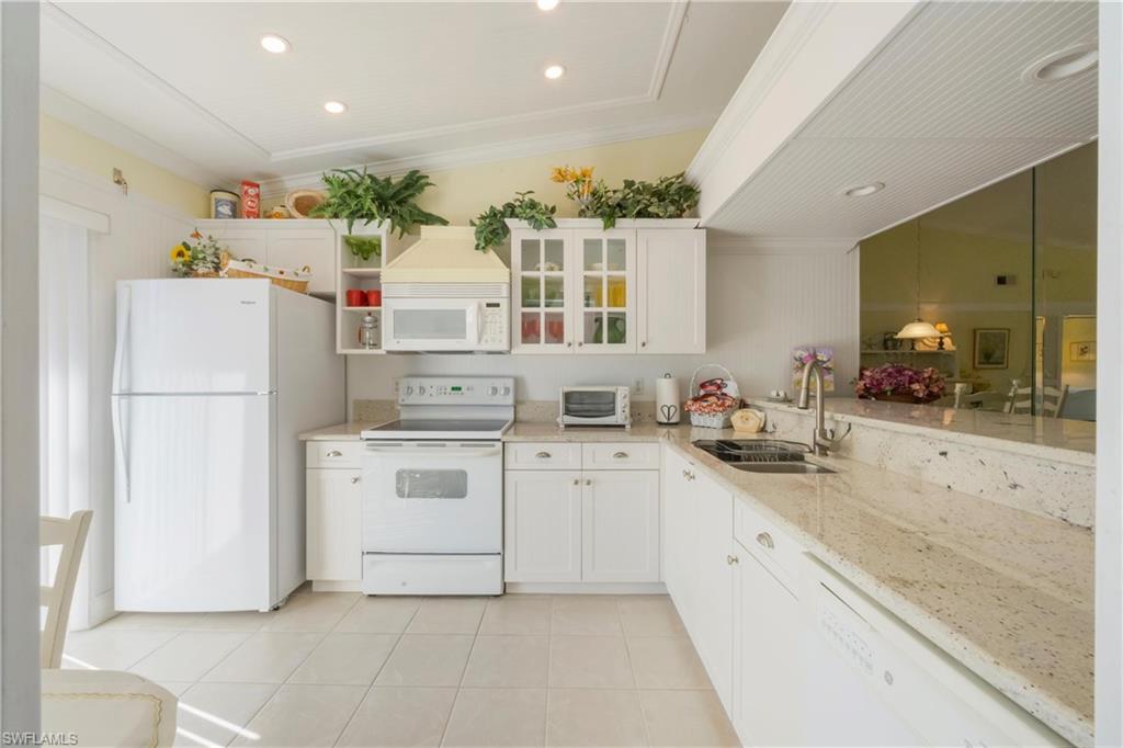 COACH HOUSE - Residential